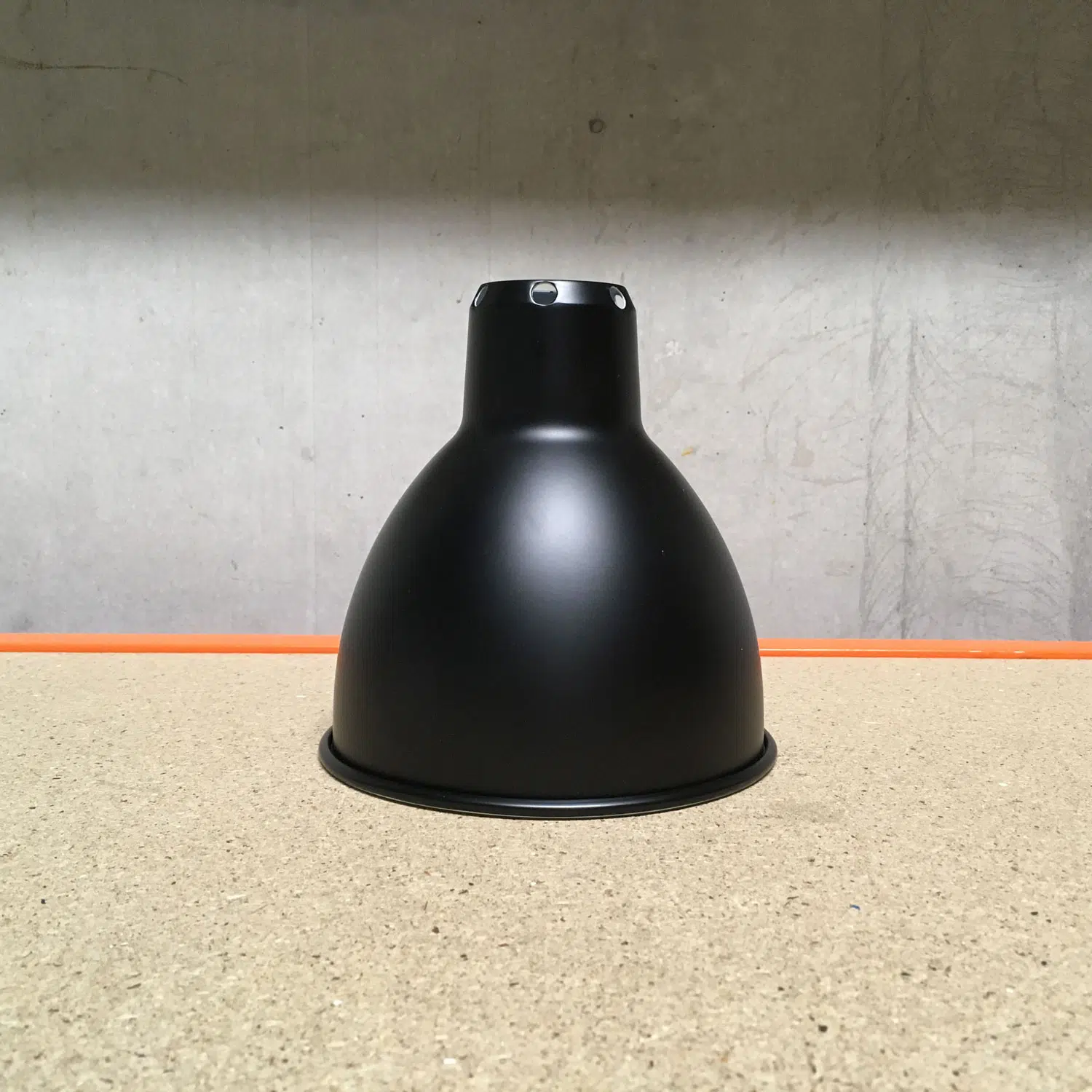 DCW Les Acrobates Lampenschirm Classic Round Black – Bild 4